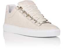 Balenciaga's Arena